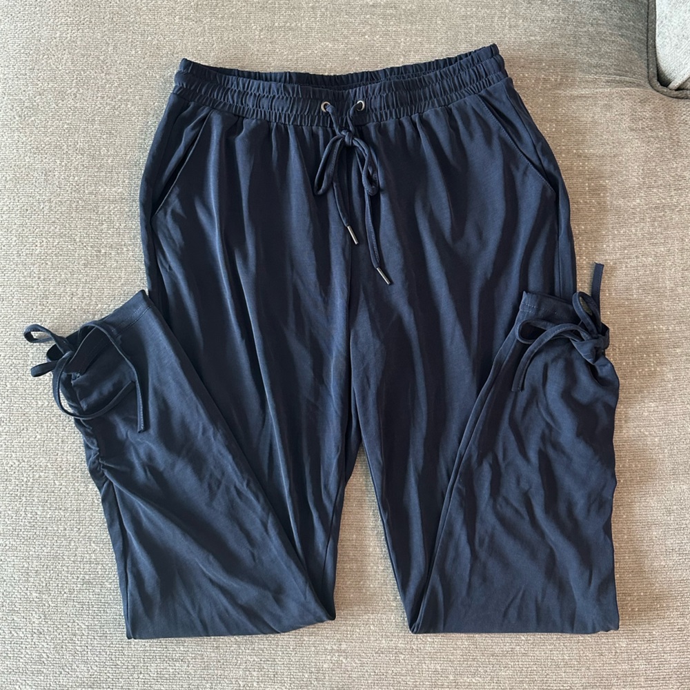 Splendid drawstring joggers small